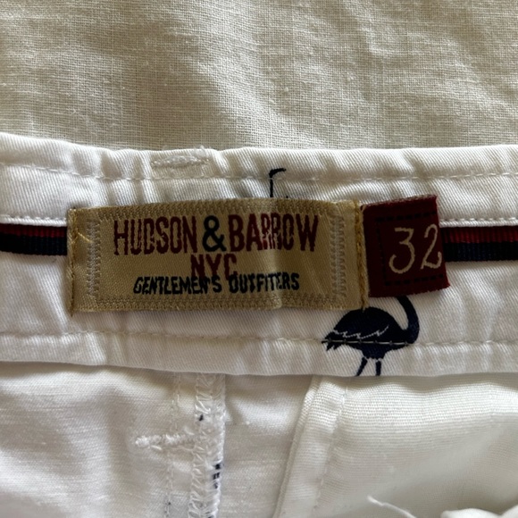 Hudson & Barrow White Flat Front Flamingo Shorts - Picture 3 of 3